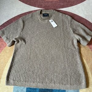 NWT A&F Sweater Tee